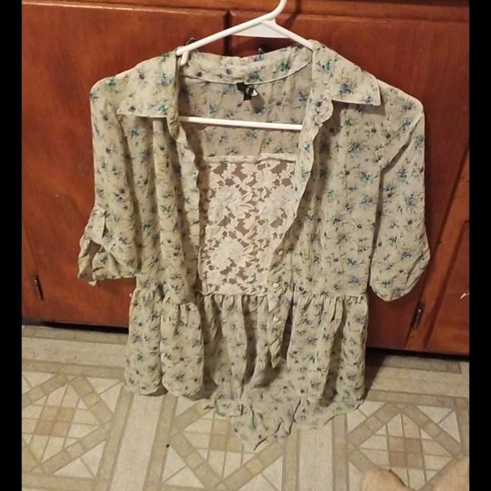 S flower print blouse